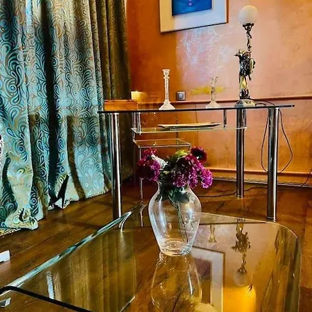 Vitoshka's Royal Chambers Apartment